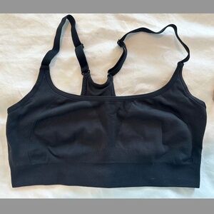 Under Armour Sports Bra, Black, L